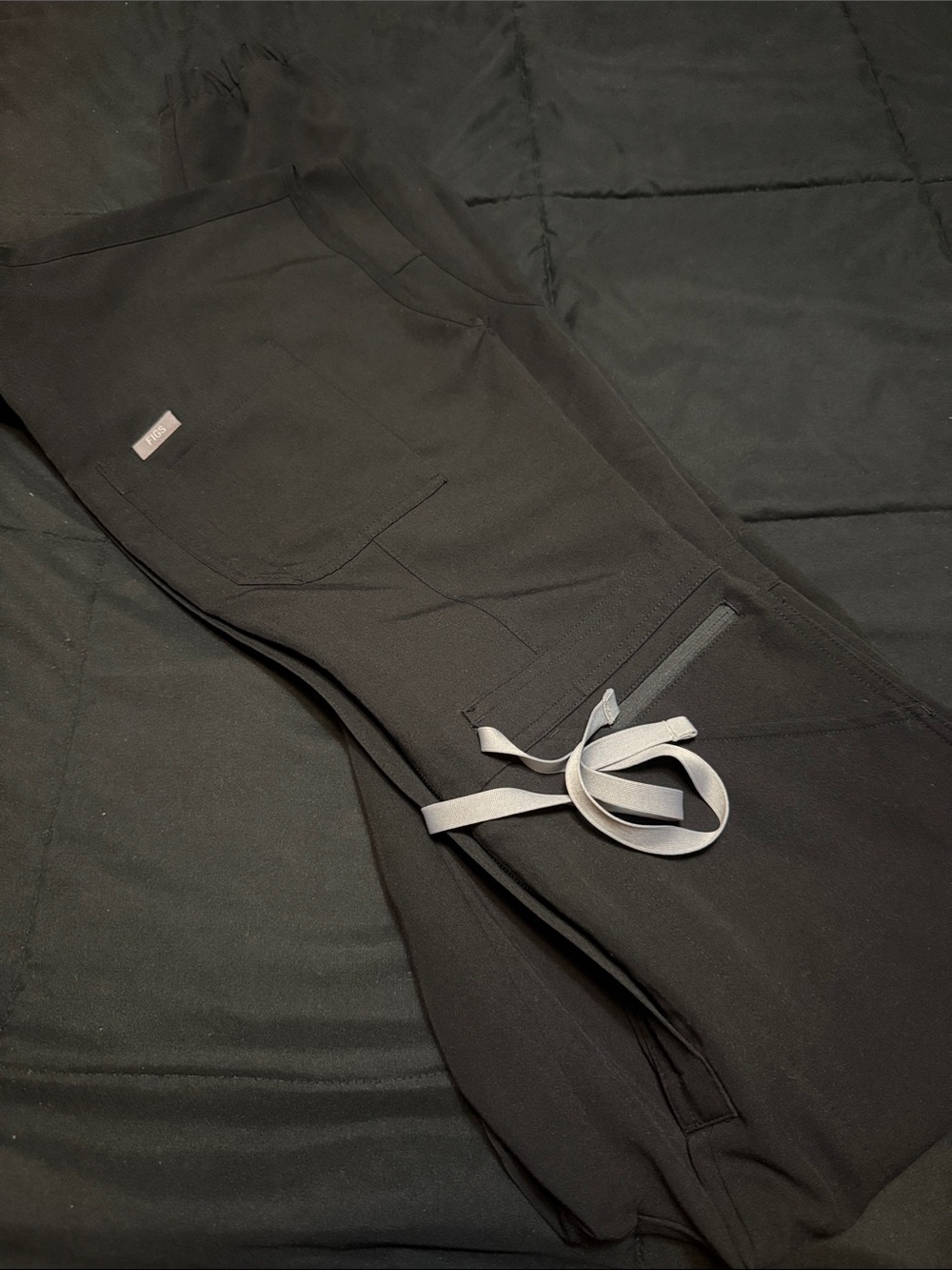Figs Black Women's Jogger Sweatpants with Contrast Drawstring
